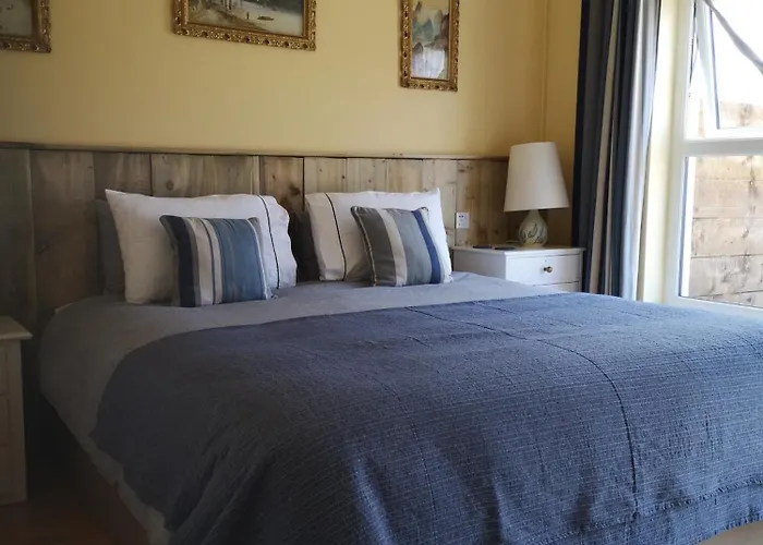 Beautiful One Bed With Stunning Sea View
